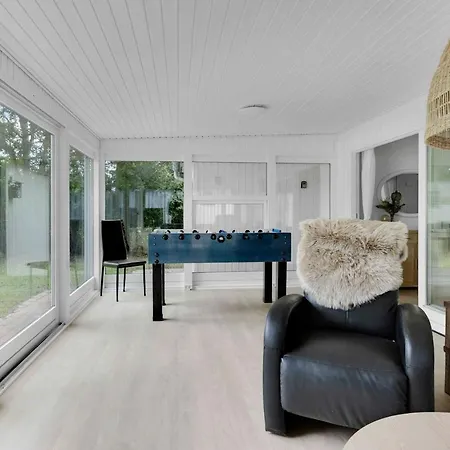 Newly Renovated In The Forest Feriehus Fakse Ladeplads