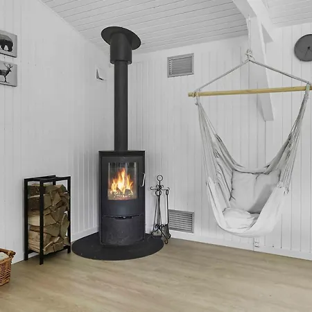 Newly Renovated In The Forest *