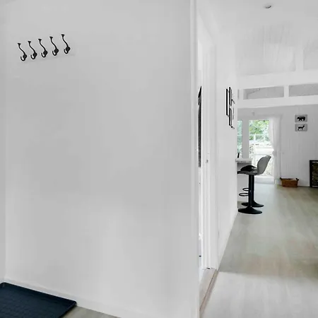 Newly Renovated In The Forest Feriehus Fakse Ladeplads
