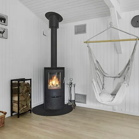 Newly Renovated In The Forest