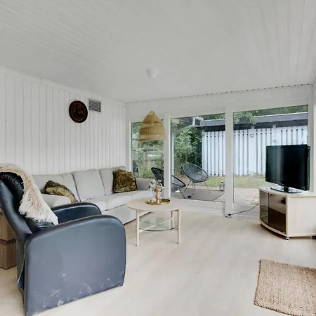 Feriehus Newly Renovated In The Forest *